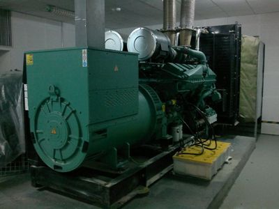 ����  �������Ͱl(f��)늙C(j��)�Ļ����Y(ji��)��(g��u)���ɲ��͙C(j��)�Ͱl(f��)늙C(j��)�M�ɲ��͙C(j��)���������Ӱl(f��)늙C(j��)�l(f��)���  �������f���͙C(j��)�Ļ����Y(ji��)��(g��u)���ɚ�ס�����������w���M(j��n)���T���Ś��T�������N���B�U�����S���S�к��w݆�Ș�(g��u)����(g��u)�������Ͱl(f��)늙C(j��)�Ĳ��͙C(j��)һ���ǆθ׻������г̵Ĳ��͙C(j��)������ֻ�f�f�θ����г̲��͙C(j��)�Ĺ�������ԭ�����͙C(j��)������ͨ�^���������������D(zhu��n)�Ӳ��͙C(j��)���Sʹ������픲����]�Ě��������������(f��)�\�����������\��������Ă��г��M(j��n)���г������s�г̡�ȼ����������Û�г̼��Ś��г�����(d��ng)�������������\�ӕr�M(j��n)���T���_��(j��ng)�՚�V�����^�V�����r�՚��M(j��n)��������M(j��n)���г���  �����������������\���M(j��n)�Ś��T���P(gu��n)�]�՚ⱻ���s�ضȺ͉���������ɉ��s�^����������Ҫ���_(d��)����c�r�������ѽ�(j��ng)�^�V��ȼ�����F���ȼ�������c�ߜظ߉��Ŀ՚���������������ȼ���γɵĸ߉��Ƅӻ������������Ƅ����S���D(zhu��n)��������г̡������г����˺�������������Ƅ��Ś��T���_�Ś�����Ś��г̡�ÿ���г����S���D(zhu��n)��Ȧ����(j��ng)���ɹ���ѭ�h(hu��n)����͙C(j��)���w݆�đT������u�����M(j��n)�빤�������͙C(j��)���S���D(zhu��n)�㎧�Ӱl(f��)늙C(j��)�D(zhu��n)�Ӱl(f��)늰l(f��)늙C(j��)��ֱ���l(f��)늙C(j��)�ͽ����l(f��)늙C(j��)��ֱ���l(f��)늙C(j��)��Ҫ�ɰl(f��)늙C(j��)�����ŘO�Fо���ň���Ȧ��늘к�̿ˢ�ȽM����  ���������l(f��)�ԭ����(d��ng)���͙C(j��)���Ӱl(f��)늙C(j��)늘����D(zhu��n)�r���ڰl(f��)늙C(j��)�ĴŘO�Fо����ʣ������늘о�Ȧ���ڴň����и����������(j��)늴ŸБ�(y��ng)ԭ���ɴŸБ�(y��ng)�a(ch��n)���������(j��ng)̿ˢݔ������������l(f��)늙C(j��)��Ҫ�ɴ��Բ�����������ϱ��O�������е������F�Q���D(zhu��n)�Ӻ͹��T�F���첢�@�ж�M��(li��n)��Ȧ��늘о�Ȧ�Q�鶨�ӽM���������l(f��)�ԭ���D(zhu��n)���ɲ��͙C(j��)�����S���и�����������н������еĴŘO�ھ�Ȧ�Fо���γɽ���Ĵň��D(zhu��n)�����D(zhu��n)һȦ��ͨ�ķ���ʹ�С׃�Q������ڴň���׃�Q�����ھ�Ȧ�Ќ��a(ch��n)����С�ͷ���׃���ĸБ�(y��ng)������ɶ��Ӿ�Ȧݔ�ͳ���������˱��o(h��)����O(sh��)�䲢�S�������������l(f��)늙C(j��)�l(f��)�������߀��Ҫ�{(di��o)��(ji��)���M(j��n)���{(di��o)��(ji��)���Ƶȵȡ�  ������һ�_���Ͱl(f��)늙C(j��)1897��ȫ�����һ�_���͙C(j��)�Q���ڵ��ĊW��˹��Augsburg����MAN��˾�Ą�(chu��ng)ʼ��RudolfDiesel�l(f��)���������͙C(j��)��Ӣ�����ּ��鄓(chu��ng)ʼ�˵�����Diesel���ۯB��݋������ҪƷ���ۯB��(chu��ng)�����C(j��)������Є�(chu��ng)�����C(j��)��O(sh��)�����޹�˾������2006��8�������I(y��)�����ؑc����˹���|�L(f��ng)����˹���ϲ�ɷݡ��Ϻ��о������V����񣬟o�a������ɽ�|��(j��)��Ȳ��Ͱl(f��)늽M���N�������⡢�S�������������(y��ng)���l(f��)늙C(j��)���ĭh(hu��n)��������β������������늾���|���ߵ͉����ϵ�y(t��ng)������(ATS)�Ԅ��D(zhu��n)�Q������(li��n)늹񹤳̼��՚�����̫��ܟ�ß�ˮ���Չ��C(j��)�������ß�ˮ�������l(f��)늙C(j��)���ʷ�����5KW��5000KW��  ����PerkinsPerkins1932���Perkins���˹��˾�������������a(ch��n)�l(f��)�әC(j��)��˾�Ĺ�˾֮һ�������a(ch��n)���Բ��ͺ���Ȼ��������Ͱl(f��)늙C(j��)ȼ�ϵİl(f��)�әC(j��)���佛(j��ng)��(j��)�Կɿ��Ժ��;��Եă�(y��u)�c�ڸ��ИI(y��)��(d��ng)�еõ��V�����ƏV�͑�(y��ng)��������܇�����̙C(j��)е���r(n��ng)�I(y��)�C(j��)е�����I(y��)�ðl(f��)늙C(j��)�M�����������a(ch��n)Ʒ������100��3.152��4.236��1000��1300��2000��3000��4000ϵ��������2000��3000ϵ�г������u(y��)�����ڙC(j��)е�����I(l��ng)����ߙ�(qu��n)��֮һ��Ӣ��ROLLS-ROYCE��˹�R˹��˾���O(sh��)Ӌ��������  �����ۯBCumminsCummins��������˹�l(f��)�әC(j��)��˾ʼ����1919����Ҫ���a(ch��n)�l(f��)��O(sh��)�������I(y��)����܇���ИI(y��)�ðl(f��)�әC(j��)������˹��˾��������Ͱl(f��)�әC(j��)���g(sh��)������I(l��ng)�ȵ�λʼ�K��200�R�����ϲ��Ͱl(f��)�әC(j��)������a(ch��n)�S�Ҽ�50�R�����ϲ��Ͱl(f��)�әC(j��)�ڶ����a(ch��n)�S������a(ch��n)Ʒ�ԃ�(y��u)Խ������׿Խ��Ʒ�|(zh��)�����ăr�����\�ķ���(w��)�鼰����������Ѱl(f��)չ�ɞ�����500�����������˾֮һ��  ����Cummins���Ͱl(f��)�әC(j��)�ۯBMTUMTUMTU��˾�Ǵ�ķ��--���Y��˾�Ĳ��͙C(j��)���M(j��n)ϵ�y(t��ng)�ֲ�������피�����d���͙C(j��)���칫˾��a(ch��n)Ʒ�V���Ͱl(f��)늙C(j��)������܊��܇�v���F��܇�v������Şͧ���L���վ��MTU��˾��ǰ������1883����_�l(f��)�˵�һ�_����܇�Ã�(n��i)ȼ�C(j��)��1901���O(sh��)Ӌ������������������÷����˹��܇����1909�����������w�C(j��)�l(f��)�әC(j��)�D(zhu��n)�����a(ch��n)���d���͙C(j��)��1923���_ʼ���a(ch��n)�����ܵĲ��͙C(j��)��MTU��˾����Ҫ�a(ch��n)Ʒ�����d���͙C(j��)�ΙC(j��)����35��7400KWȼ?x��)�u݆�l(f��)�әC(j��)�l(f��)�әC(j��)��ӹ���ϵ�y(t��ng)����ӱO(ji��n)��ϵ�y(t��ng)�����d׃������1997���MTU��˾���Ј��Ƴ���Ѯa(ch��n)Ʒ2000ϵ�м�4000ϵ�аl(f��)�әC(j��)��  �����ۯBVOLVOPENTAVOLVOPENTAһ��120����vʷ�Ŀ������һ���۾�����500��(qi��ng)�������I(y��)���I(y��)�������͙C(j��)е����܇����܇��݆�����������Įa(ch��n)����һ�����Ϳ�܇������������A�I܇֮һ�ĸ�����܇��ʮ�f������݆���������VOLVO-PENTA���Ͱl(f��)�әC(j��)���̈́����I(l��ng)��o̎��ҊVOLVO-PENTA���L(f��ng)�ɡ����������������(y��u)��������̎�׿Խ�`�е�VOLVO-PENTA�l(f��)�әC(j��)��Ȼ�ɞ��ˇ��H피����Ͱl(f��)�әC(j��)�Ĵ����~���������ָ��(bi��o)���߿ɿ������h(hu��n)���ԡ������������װ��b�����õĸ�ԭ�m��(y��ng)���������c�ڑ�(y��ng)���б����ИI(y��)�Ƴ���  ����VOLVOPENTA���Ͱl(f��)늙C(j��)�ۯBMitsubishiMitsubishi��1917�ꄓ(chu��ng)���������������ع�������_�l(f��)�̈́�(chu��ng)��������0.5�R����56.400�R���ĸ��N��̖�Ĳ��Ͱl(f��)�әC(j��)�ԝM��͑���һ����;�͌��I(y��)��;���������@�������ع�����I(y��)˼������������Թ�˾�����M(j��n)���g(sh��)�����������˵������������ع��Ĳ��͙C(j��)�c�����⺽��Ƽ���������ܼ��g(sh��)������܊���O(sh��)���һ�Ӿ��Еr�����M(j��n)���g(sh��)�Ĵ�������׿Խ��Ʒ�|(zh��)���Ñ���ه�ı��C������Ͳ��Ͱl(f��)늙C(j��)(19��)  �����ۯBMAN1897��ȫ�����һ�_���͙C(j��)�Q���ڵ��ĊW��˹��Augsburg����MAN��˾�Ą�(chu��ng)ʼ��Rudolf���������F(tu��n)������500��(qi��ng)��I(y��)�����F(tu��n)����������I(y��)��(w��)MAN������܇��˾MANTruckBus�քe�ṩ��܇����܇�W������܇�����������^֮һMAN���͙C(j��)��˾(MANDieselTurbo)���紬�ò��͙C(j��)피��������Ј����~��һ����֪���l(f��)늙C(j��)�M������MAN͸ƽ�C(j��)еMANTurboAG��ȫ����Ĺ��I(y��)�Ͱl(f��)늏S�ṩ���s�C(j��)���u݆�C(j��))MAN��˾�Ǯ�(d��ng)����������錣�I(y��)�Ĳ��͙C(j��)���칫˾֮һ��  �����ۯBDOOSANDEWOO�n����ɽ������ʽ���������1937����a(ch��n)Ʒһֱ�ԁ��������n���C(j��)е���I(y��)�İl(f��)չˮƽ�ڲ��Ͱl(f��)�әC(j��)���ھ�C(j��)��܇�v���ԄәC(j��)�����C(j��)���˵��I(l��ng)��(chu��ng)���˹��J(r��n)�ĳɾ��ڲ��͙C(j��)����1958���c�Ĵ������������a(ch��n)�����l(f��)�әC(j��)1975���c��MAN��˾�����Ƴ���ϵ�����d���͙C(j��)1990������W�޴���S��1994����������ع��I(y��)���_��˾��1996��������������ع��I(y��)��˾��������͙C(j��)���V����(y��ng)���ڇ�����������܇�v�����������̙C(j��)е���l(f��)늙C(j��)�M�������w�eС�������p����ͻ��ؓ(f��)�d������(qi��ng)������������(j��ng)��(j��)�ɿ������c�������J(r��n)��������l(f��)�әC(j��)���������a(ch��n)С���ʰl(f��)�әC(j��)40000�_���й��ʰl(f��)�әC(j��)25000�_�����ʰl(f��)�әC(j��)12000�_�ʹ����ðl(f��)�әC(j��)8000�_�����a(ch��n)�������������S�������a(ch��n)��(j��ng)򞡢���µğo���Ԅӻ����a(ch��n)�O(sh��)���������ļ��g(sh��)�_�l(f��)��������A(ch��)����׷���_�l(f��)���ʴ�ȼ�����ĵ���С�ͻ��ĭh(hu��n)���l(f��)�әC(j��)������Ŭ������2004���_ʼ�������a(ch��n)�Ĳ��Ͱl(f��)�әC(j��)�����χ��H�������M(j��n)�ĭh(hu��n)����(bi��o)��(zh��n)���L�h(yu��n)�ļ��g(sh��)�l(f��)չҎ(gu��)���д���Ĺ��I(y��)�a(ch��n)Ʒ��������TIER��3��EURO���ĭh(hu��n)��Ҫ��  ������ɽ������Ͱl(f��)늙C(j��)���Ͱl(f��)늙C(j��)�M��ϵָ�Բ��͵Ȟ�ȼ���Բ��͙C(j��)��ԭ�әC(j��)���Ӱl(f��)늙C(j��)�l(f��)늵Ą����C(j��)е�����͙C(j��)�Ѳ���ȼ����ጷų��ğ����D(zhu��n)�Q����ܰl(f��)늙C(j��)�ٰф����D(zhu��n)�Q����ܵ�����ÿ�ε��D(zhu��n)�Q�^���ж�����һ���ֵ������pʧ���D(zhu��n)�Q�^�����������h(yu��n)ֻ��ȼ���ų��Ŀ��ܵ�һ������ٷֱȾͷQ����͙C(j��)�ğ�Ч�������ˌ��õ�������Ч�ʲ��Ͱl(f��)늙C(j��)�S�Ҵ󶼕���G/KW.H����(sh��)����˼��ָһǧ��һС�r�Ķ��ٿ����ٰ��@��λ�Q�ɶ��������R����֪������˶��������͏Ķ�Ҳ�ܺ������һС�r���˶����XҲ�ЏS��ֱ�Ӹ��VL/H�Ǿ���һС�r���Ͷ���������˼��